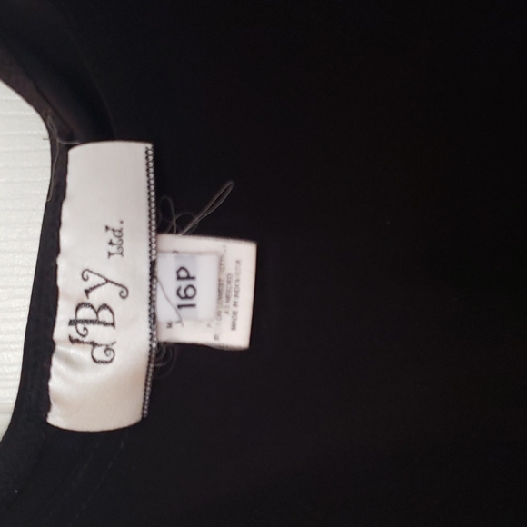 Short Mini Dress - Picture 4 of 4